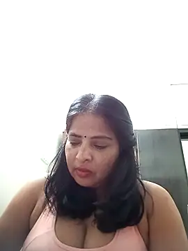 Snapshot of srimasrima chatting on 09/23/25, 07:15 srimasrima online show from 09/23/25, 07:15
