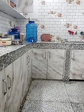 Snapshot of Anisha-Devi chatting on 04/13/26, 08:07 Anisha-Devi online show from 04/13/26, 08:07