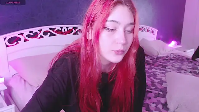 Lili Luuu online show from 01/19/26, 03:43