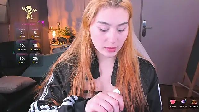 Lili Luuu online show from 11/26/25, 04:40