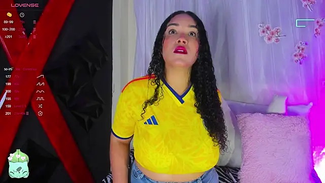 ivonne diaz1 online show from 06/27/26, 08:37