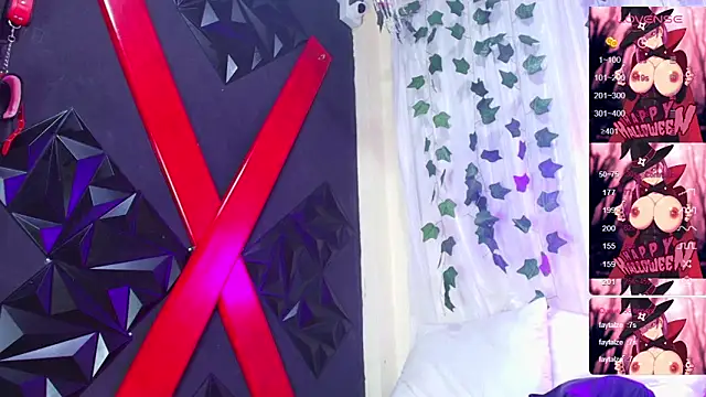 ivonne diaz1 online show from 10/25/25, 07:47