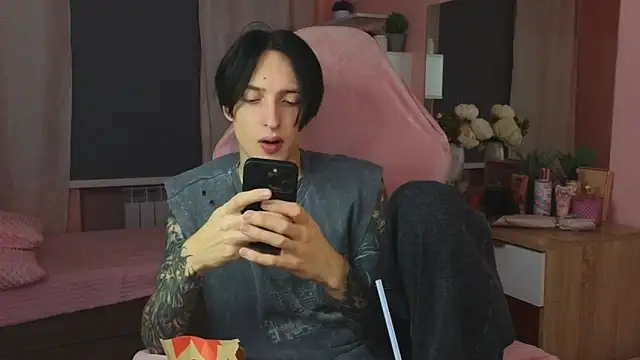 Martin Jin online show from 11/20/25, 12:17