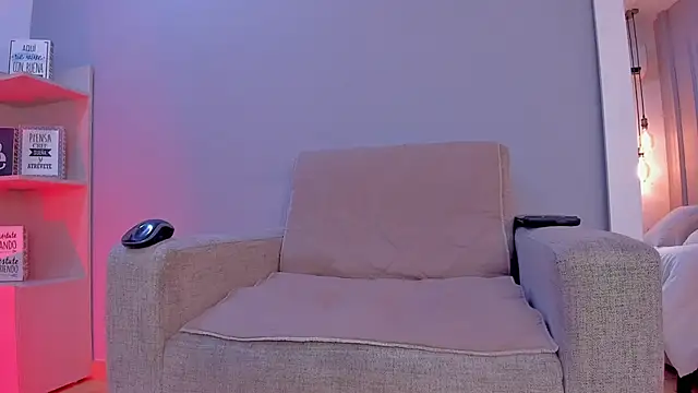 KylliamLevis online show from 02/21/26, 08:44