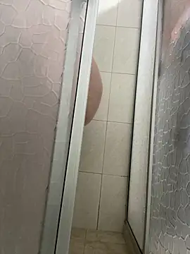 Snapshot of Megan_colsom chatting on 02/21/26, 07:05 Megan colsom online show from 02/21/26, 07:05