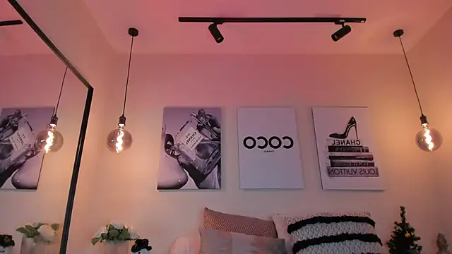 Snapshot of Samantha_hotly chatting on 01/05/26, 06:33 Samantha hotly online show from 01/05/26, 06:33