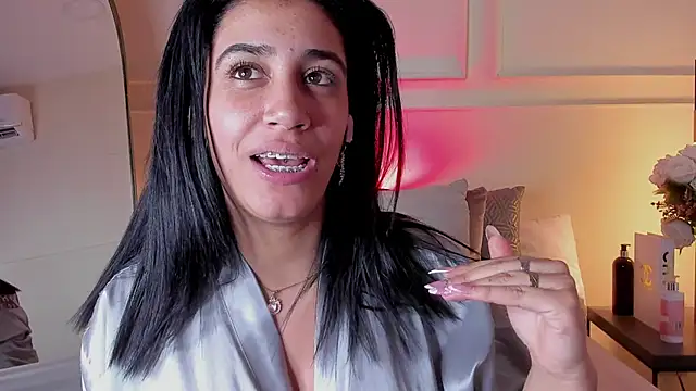 Samantha hotly online show from 04/13/26, 09:57