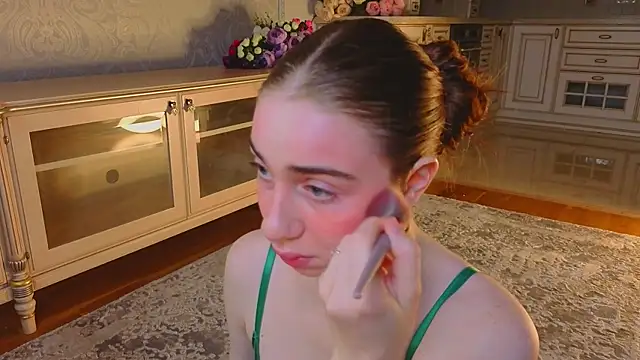 EadlinGillim online show from 09/25/25, 03:12