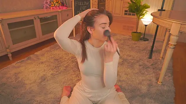 EadlinGillim online show from 04/20/26, 03:42