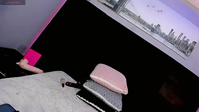 Baby-Isa online show from 03/23/26, 06:02