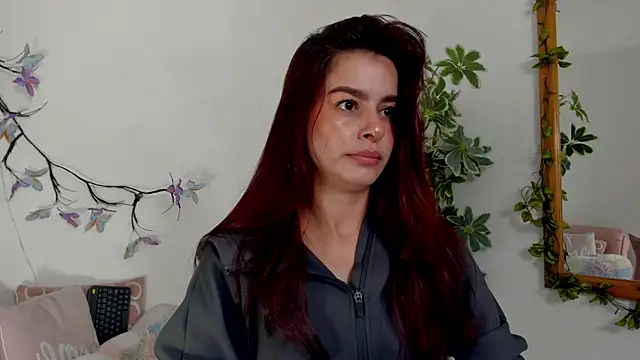 valerieMattson online show from 11/24/25, 05:46