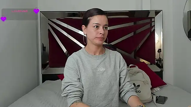 valerieMattson online show from 10/11/25, 03:57