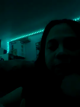 Snapshot of PrettyKittyMia chatting on 12/19/25, 10:17 PrettyKittyMia online show from 12/19/25, 10:17