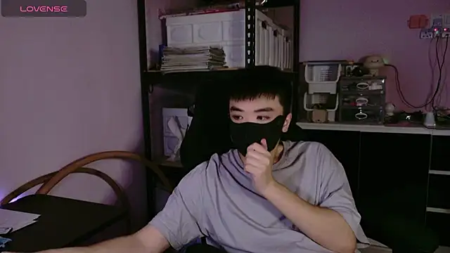 doggyman523 online show from 01/13/26, 04:22