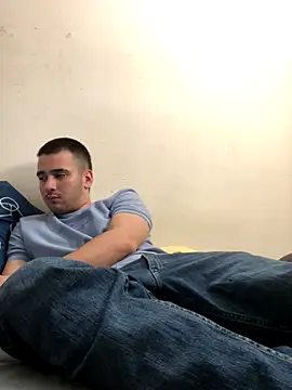 Cesar Augusto online show from 10/17/25, 02:15