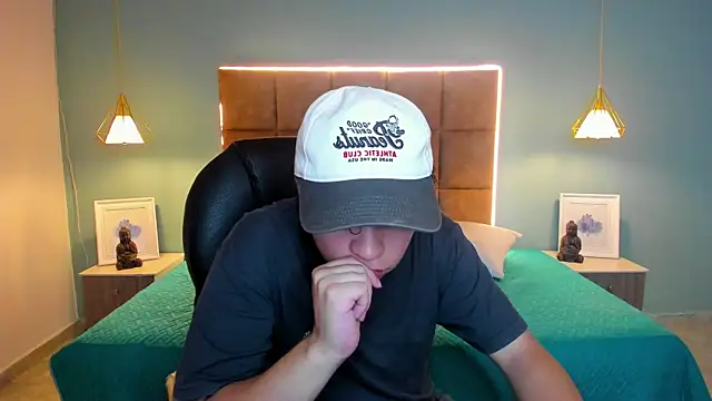 BenjaminBottonn online show from 09/14/25, 08:09