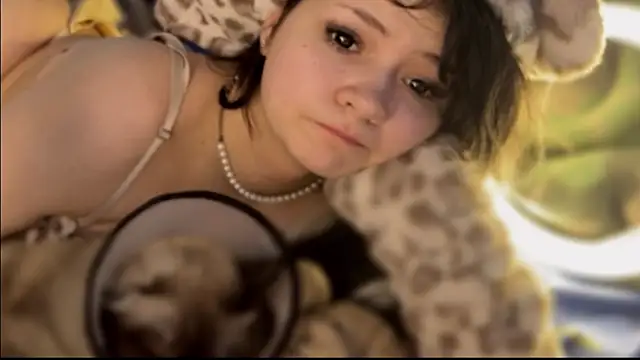 Snapshot of nikoli_naw chatting on 02/20/26, 09:44 nikoli naw online show from 02/20/26, 09:44