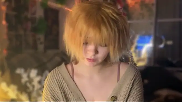 Snapshot of nikoli_naw chatting on 03/23/26, 12:11 nikoli naw online show from 03/23/26, 12:11