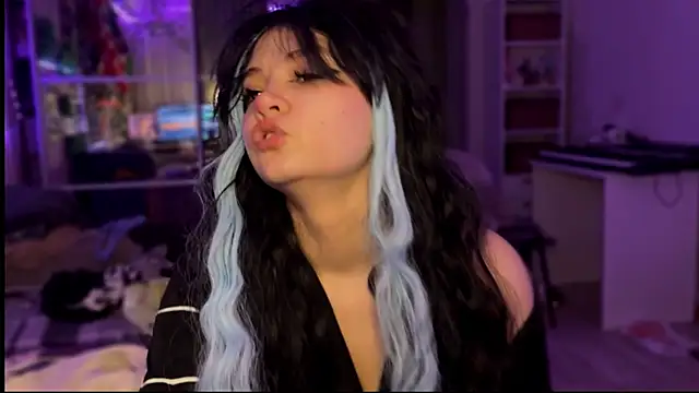 nikoli naw online show from 11/13/25, 04:55