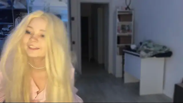 Snapshot of nikoli_naw chatting on 03/03/26, 08:27 nikoli naw online show from 03/03/26, 08:27