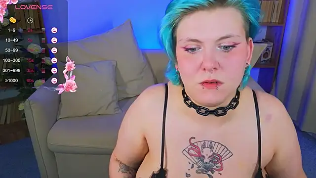 bluelunaray online show from 09/09/25, 02:21