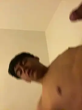 BadboyXXXMZ online show from 03/25/26, 04:45