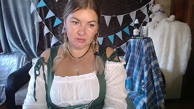 Snapshot of NikaSkylink chatting on 09/22/25, 03:45 NikaSkylink online show from 09/22/25, 03:45