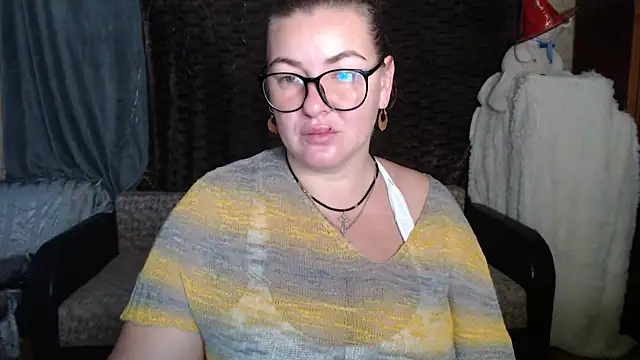 Snapshot of NikaSkylink chatting on 11/10/25, 04:06 NikaSkylink online show from 11/10/25, 04:06