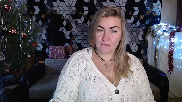 Snapshot of NikaSkylink chatting on 12/23/25, 04:56 NikaSkylink online show from 12/23/25, 04:56