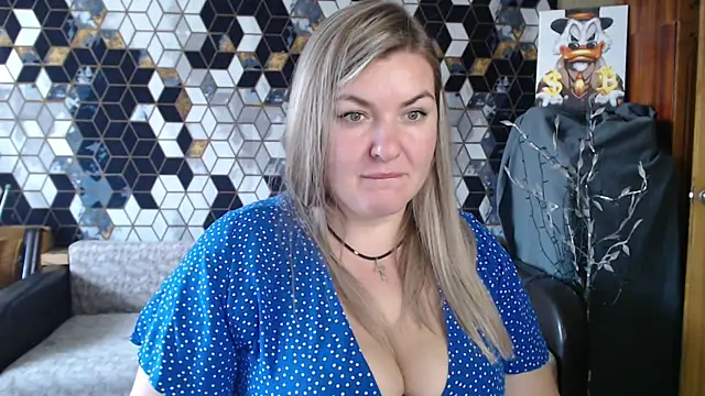 Snapshot of NikaSkylink chatting on 04/03/26, 06:31 NikaSkylink online show from 04/03/26, 06:31