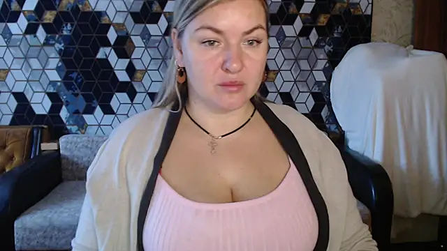 Snapshot of NikaSkylink chatting on 02/03/26, 05:05 NikaSkylink online show from 02/03/26, 05:05