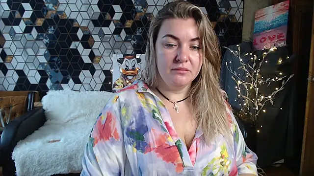 Snapshot of NikaSkylink chatting on 02/25/26, 05:18 NikaSkylink online show from 02/25/26, 05:18