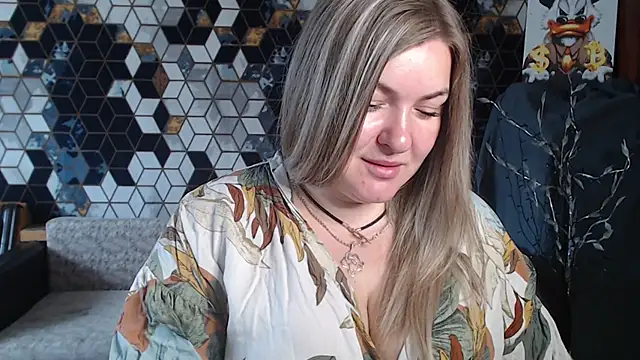 Snapshot of NikaSkylink chatting on 04/16/26, 04:57 NikaSkylink online show from 04/16/26, 04:57