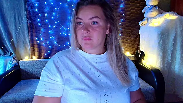 Snapshot of NikaSkylink chatting on 09/14/25, 02:34 NikaSkylink online show from 09/14/25, 02:34