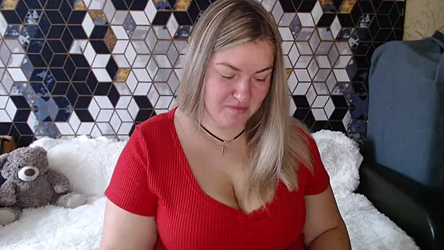 Snapshot of NikaSkylink chatting on 02/14/26, 05:40 NikaSkylink online show from 02/14/26, 05:40