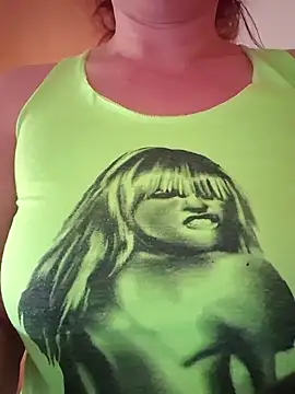 Ivaemi1 online show from 11/13/25, 10:52