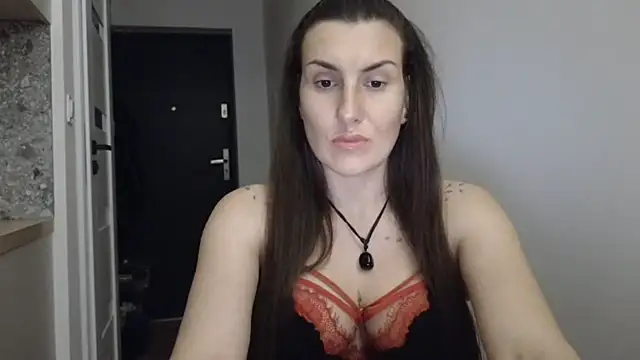 DonnaAmore online show from 04/17/26, 08:33