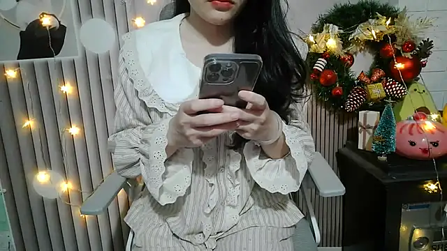 Emachiii online show from 12/21/25, 02:03