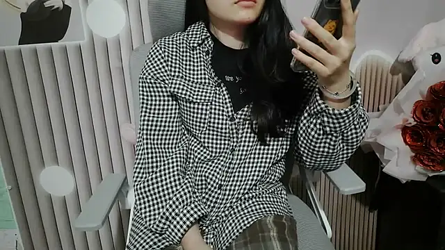 Emachiii online show from 12/03/25, 06:25