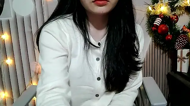 Emachiii online show from 12/17/25, 01:27