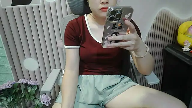 Emachiii online show from 10/08/25, 11:45