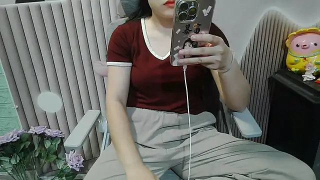 Emachiii online show from 10/09/25, 01:06