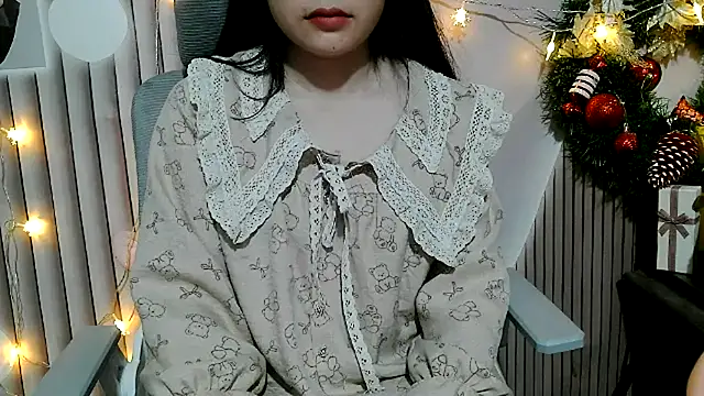 Emachiii online show from 12/17/25, 01:21