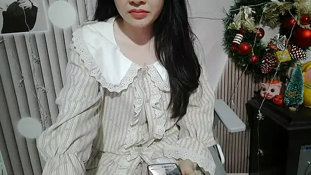 Snapshot of Emachiii chatting on 01/19/26, 02:15 Emachiii online show from 01/19/26, 02:15