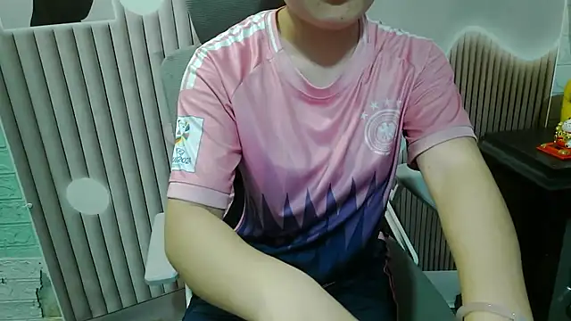 Emachiii online show from 09/23/25, 12:23