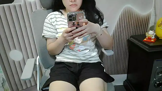 Emachiii online show from 09/11/25, 12:16