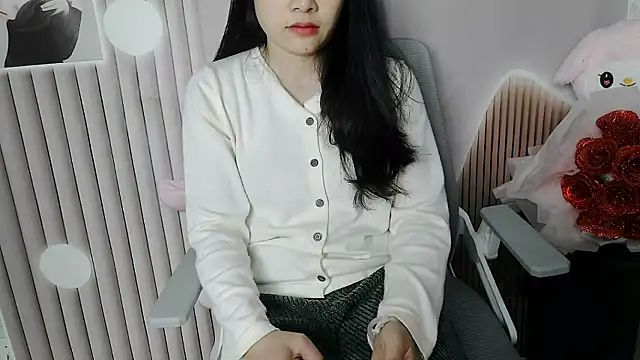 Emachiii online show from 11/28/25, 12:11