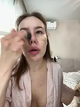 Ashley Roys online show from 03/07/26, 10:10