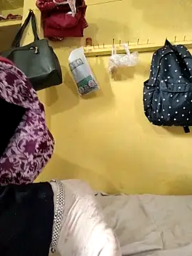 Cuty siya 143 online show from 02/19/26, 08:44