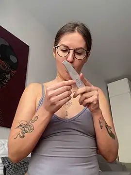 Snapshot of ElizabetBlack chatting on 01/06/26, 07:45 ElizabetBlack online show from 01/06/26, 07:45